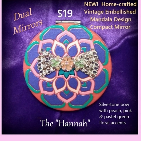 Compact Make-up Case Touch-up Magnifying Mirror Mandala Background Design - Picture 4 of 13